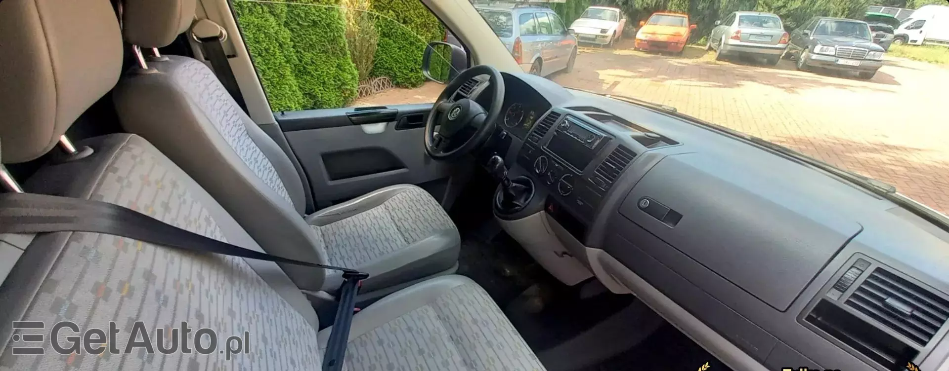 VOLKSWAGEN Transporter 