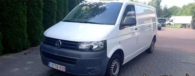 VOLKSWAGEN Transporter 