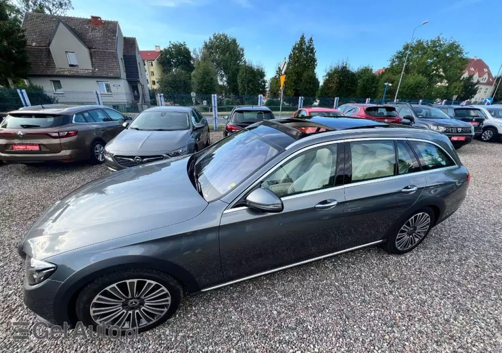 MERCEDES-BENZ Klasa E 