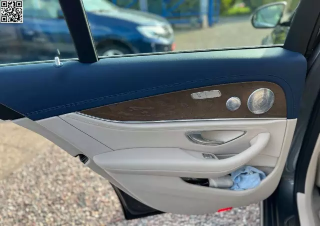 MERCEDES-BENZ Klasa E 