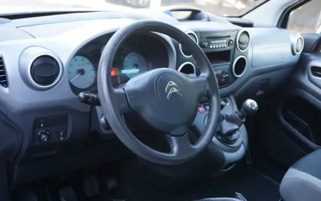 CITROËN Berlingo Multispace BlueHDi 100 FEEL