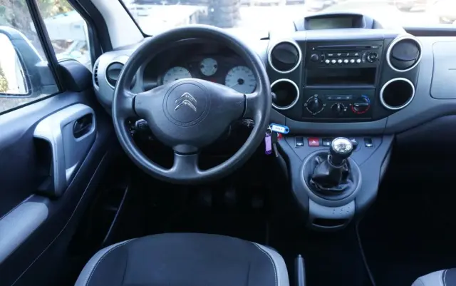 CITROËN Berlingo Multispace BlueHDi 100 FEEL