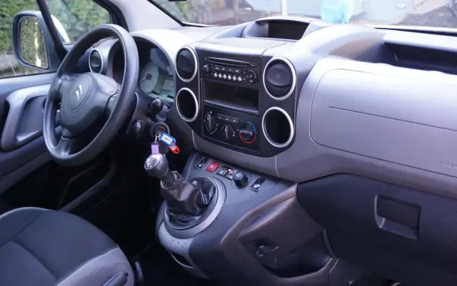 CITROËN Berlingo Multispace BlueHDi 100 FEEL