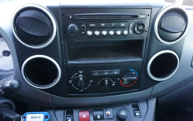 CITROËN Berlingo Multispace BlueHDi 100 FEEL