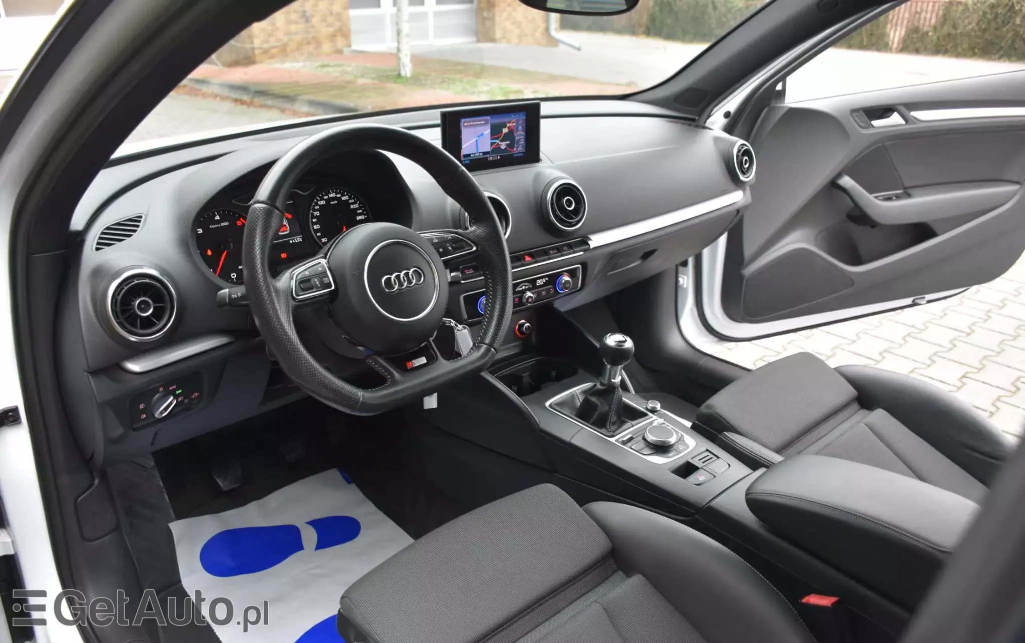 AUDI A3 1.6 TDI Sportback S line Sportpaket