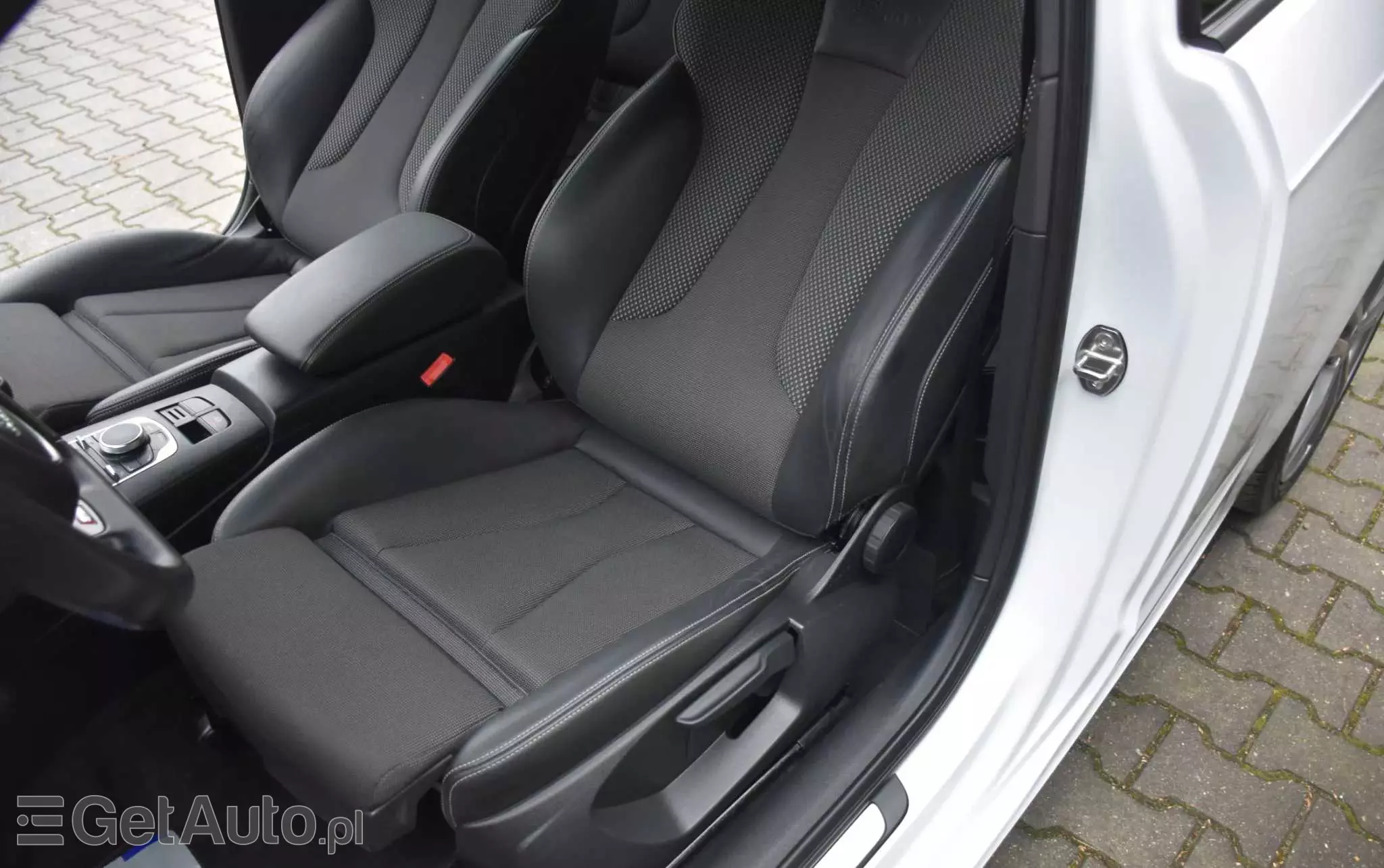 AUDI A3 1.6 TDI Sportback S line Sportpaket