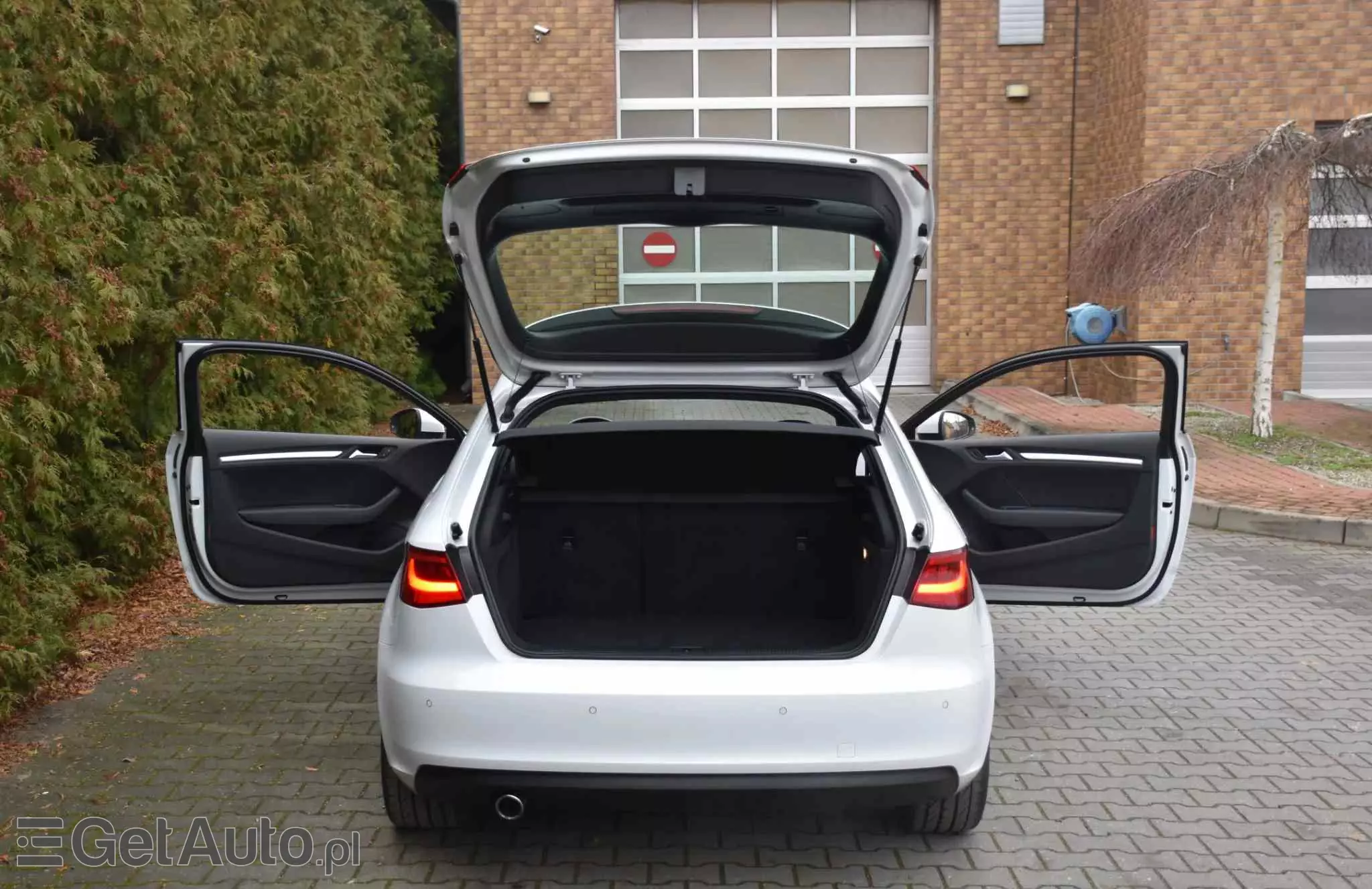 AUDI A3 1.6 TDI Sportback S line Sportpaket