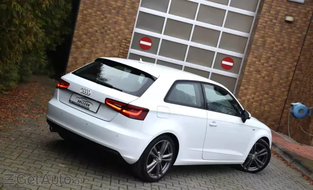 AUDI A3 1.6 TDI Sportback S line Sportpaket