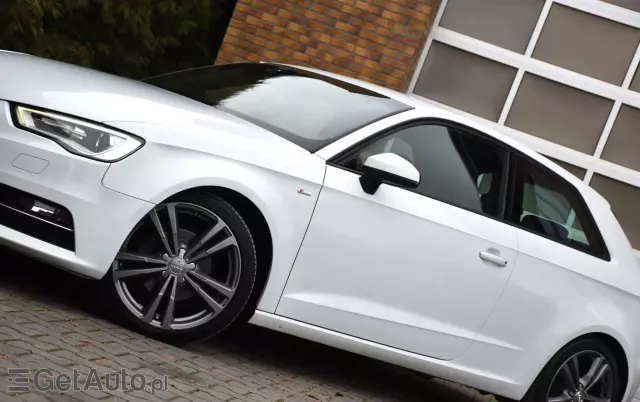 AUDI A3 1.6 TDI Sportback S line Sportpaket