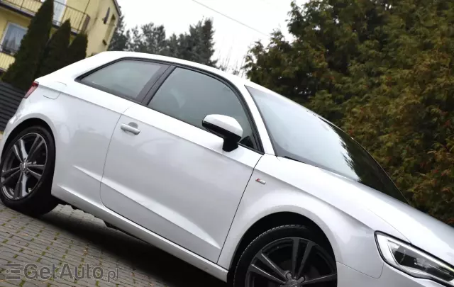 AUDI A3 1.6 TDI Sportback S line Sportpaket