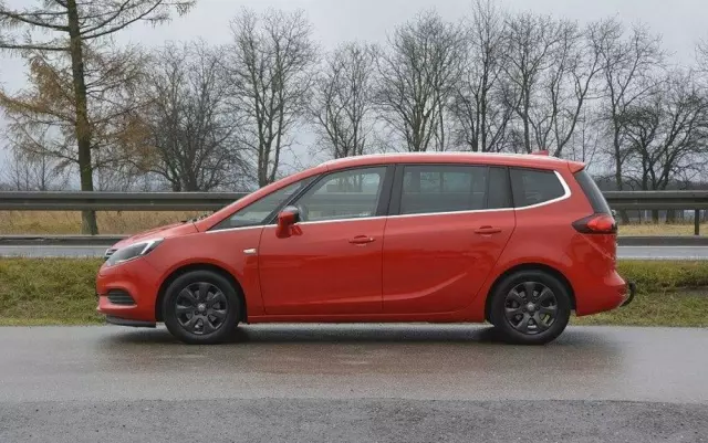 OPEL Zafira 1.4 Turbo Automatik Business Innovation