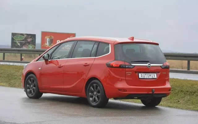 OPEL Zafira 1.4 Turbo Automatik Business Innovation