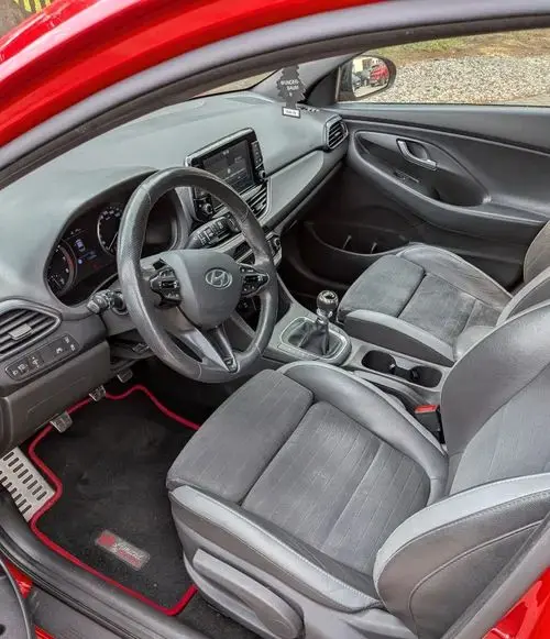 HYUNDAI I30 
