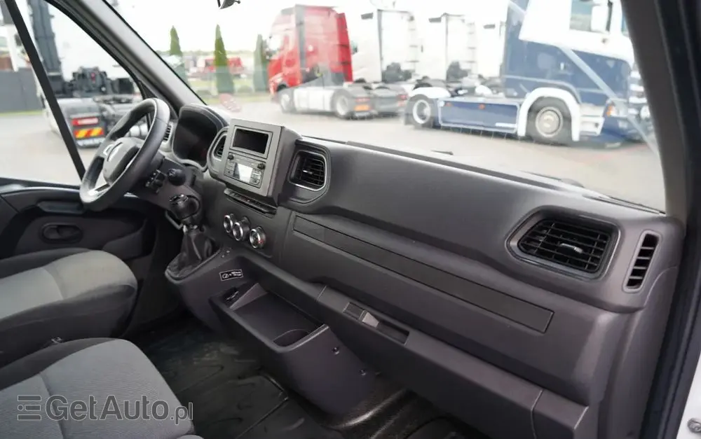 RENAULT MASTER / DOSTAWCZY / FIRANKA / MANUAL / DMC: 3500KG / 2022 