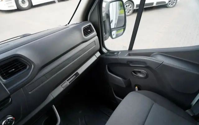 RENAULT MASTER / DOSTAWCZY / FIRANKA / MANUAL / DMC: 3500KG / 2022 