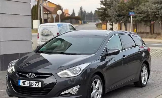 HYUNDAI I40 