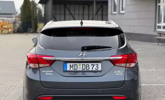 HYUNDAI I40 