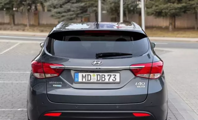 HYUNDAI I40 