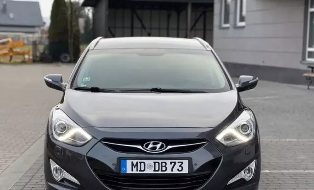 HYUNDAI I40 