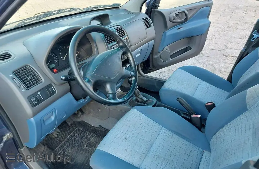 MITSUBISHI Space Star 