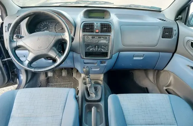 MITSUBISHI Space Star 