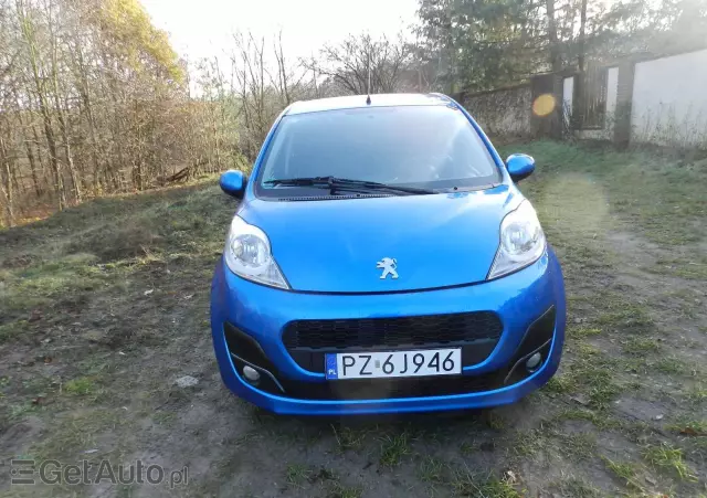 PEUGEOT 107 
