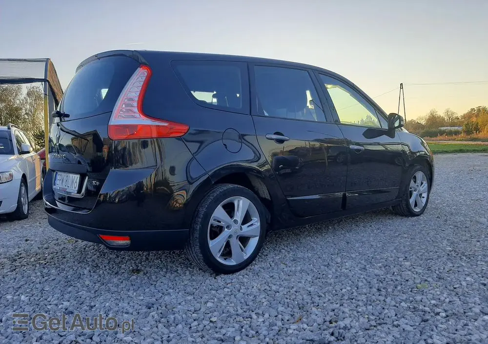 RENAULT Scenic 1.4 16V TCE Expression