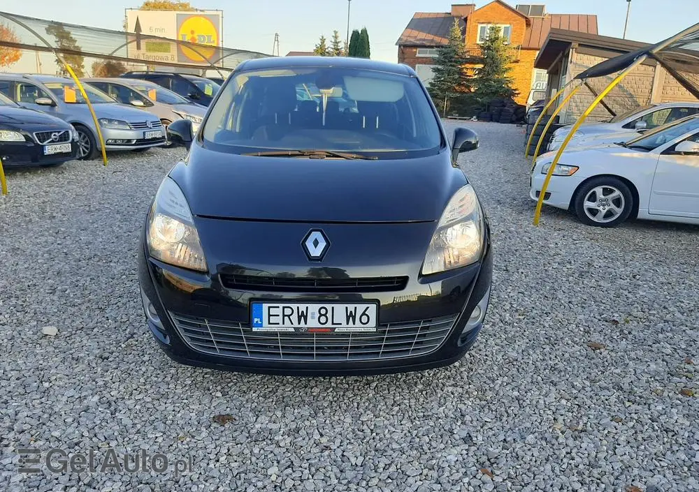 RENAULT Scenic 1.4 16V TCE Expression