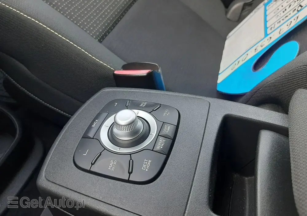 RENAULT Scenic 1.4 16V TCE Expression