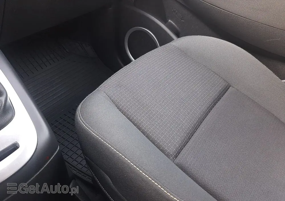 RENAULT Scenic 1.4 16V TCE Expression