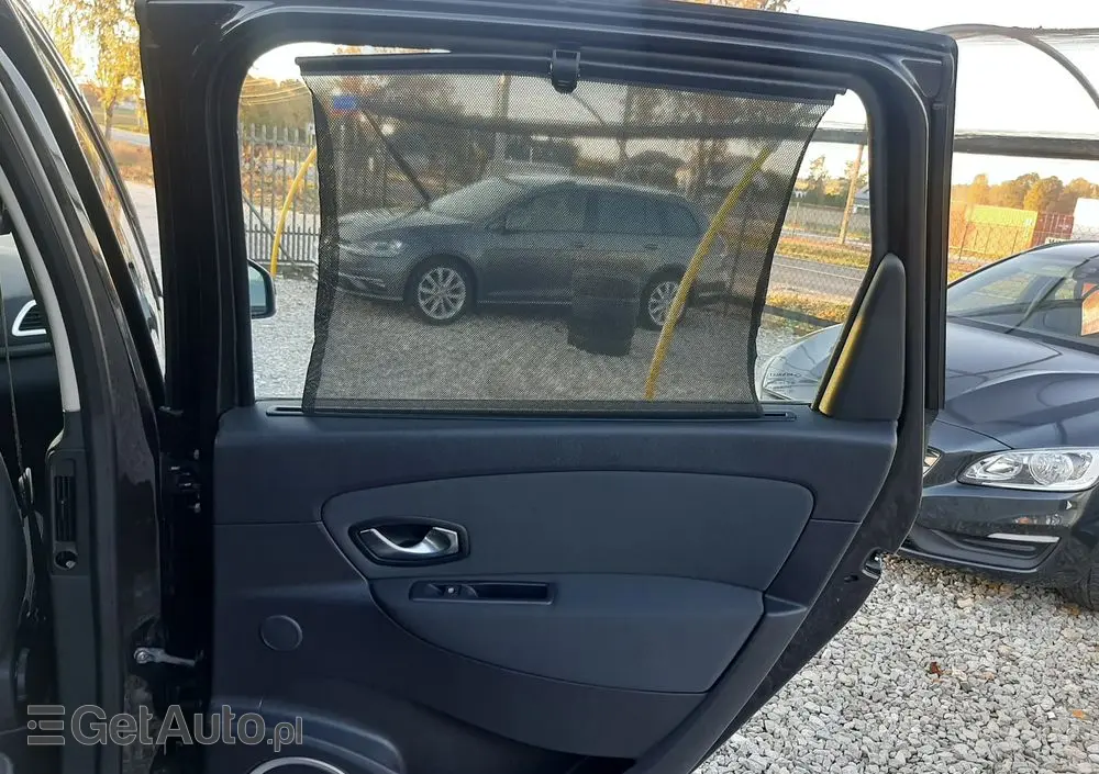 RENAULT Scenic 1.4 16V TCE Expression