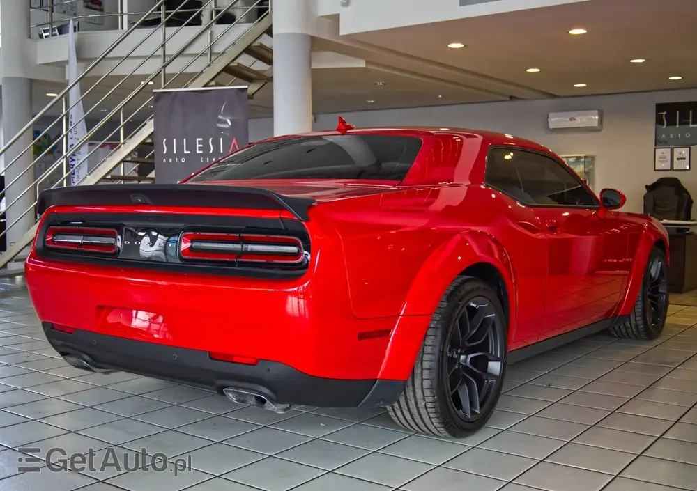 DODGE Challenger 6.4 Scat Pack Widebody