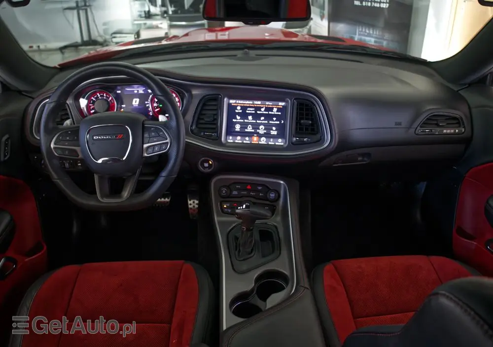 DODGE Challenger 6.4 Scat Pack Widebody