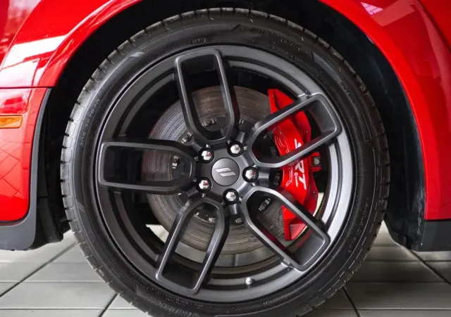 DODGE Challenger 6.4 Scat Pack Widebody