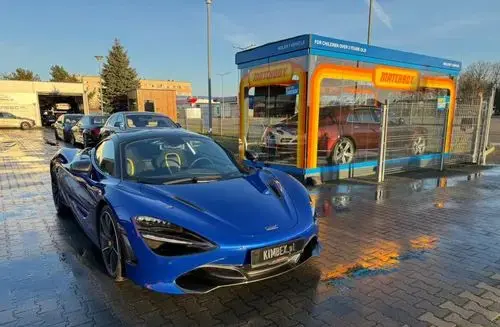 MCLAREN 720S 