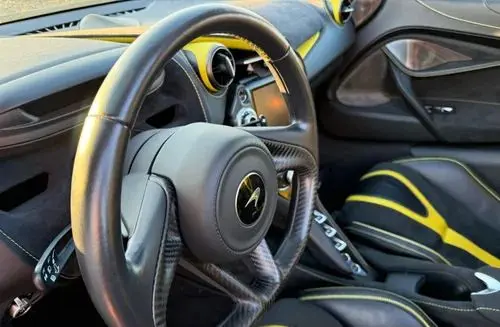 MCLAREN 720S 