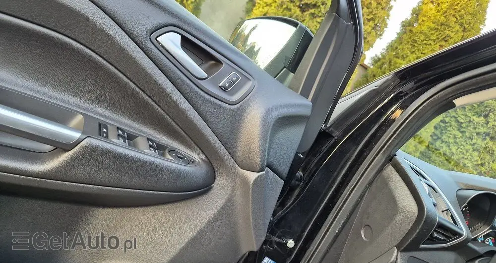 FORD Kuga 2.0 TDCi 4x4 Individual