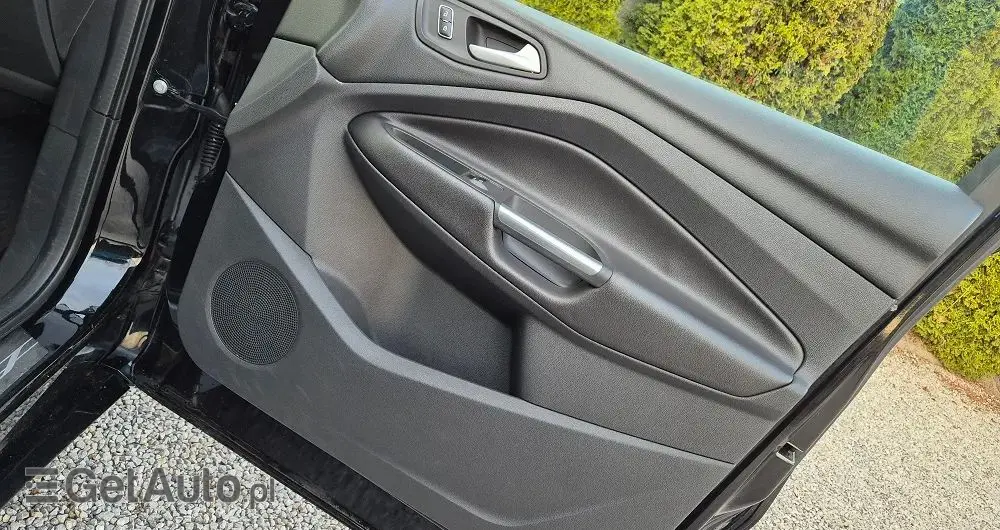 FORD Kuga 2.0 TDCi 4x4 Individual