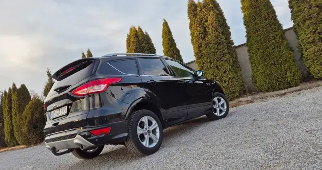 FORD Kuga 2.0 TDCi 4x4 Individual