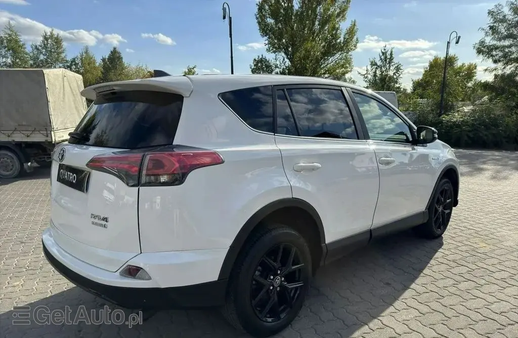 TOYOTA Rav 4 