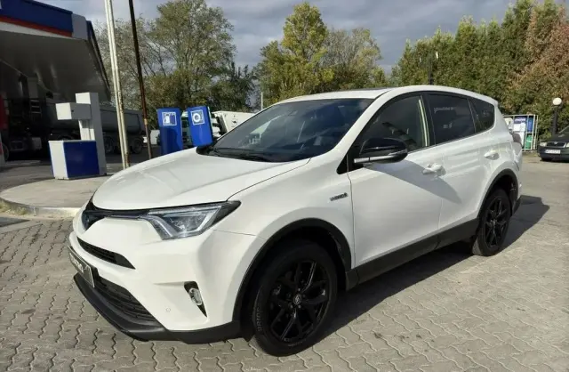 TOYOTA Rav 4 
