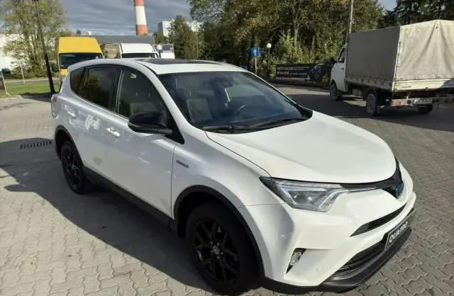 TOYOTA Rav 4 