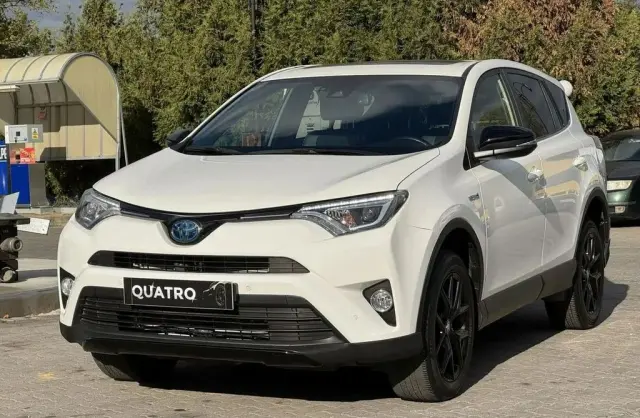 TOYOTA Rav 4 