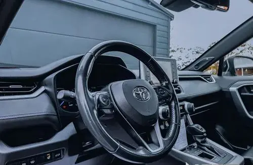 TOYOTA Rav 4 