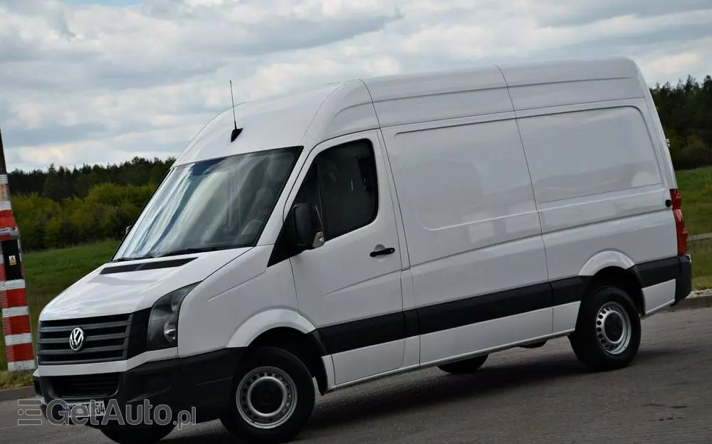 VOLKSWAGEN Crafter 