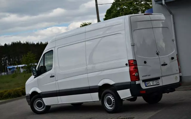 VOLKSWAGEN Crafter 