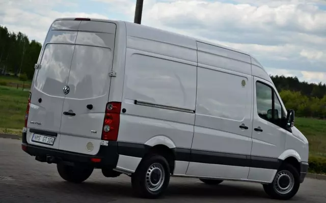 VOLKSWAGEN Crafter 