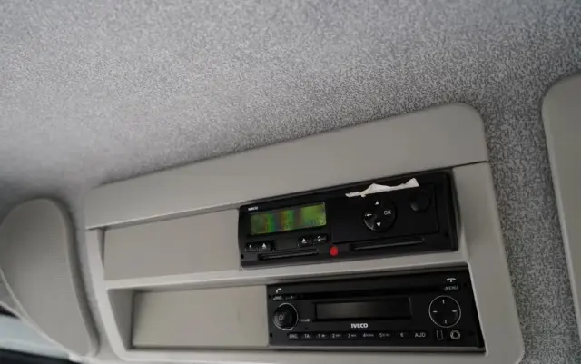 IVECO EUROCARGO 190EL32  / Wywrotka + HDS / HYDROBURTA / BORDMATIC / 3 STRONNY KIPPER - 3.5 M / EURO 6 