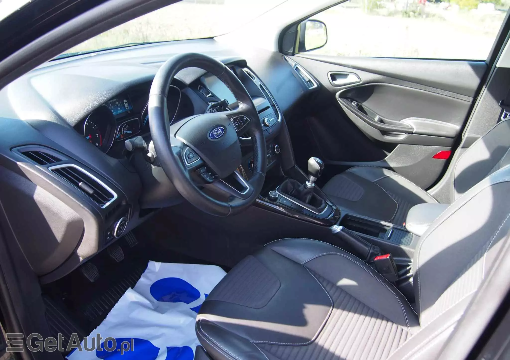 FORD Focus 1.0 EcoBoost Titanium