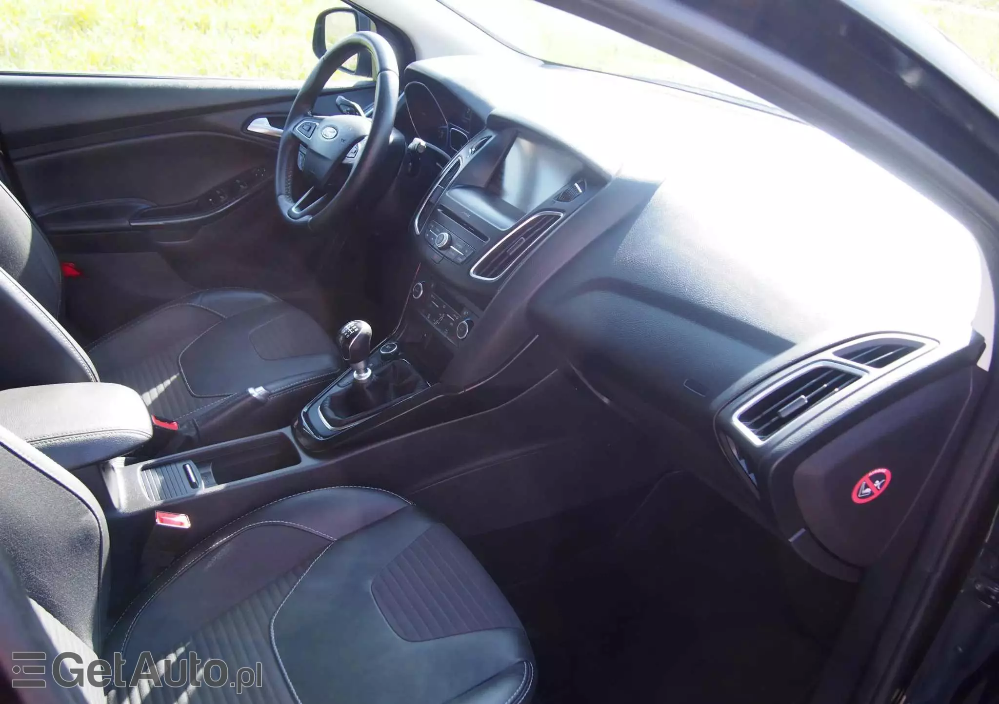 FORD Focus 1.0 EcoBoost Titanium